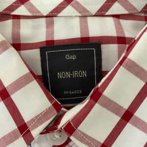 Gap Non-Iron Button down